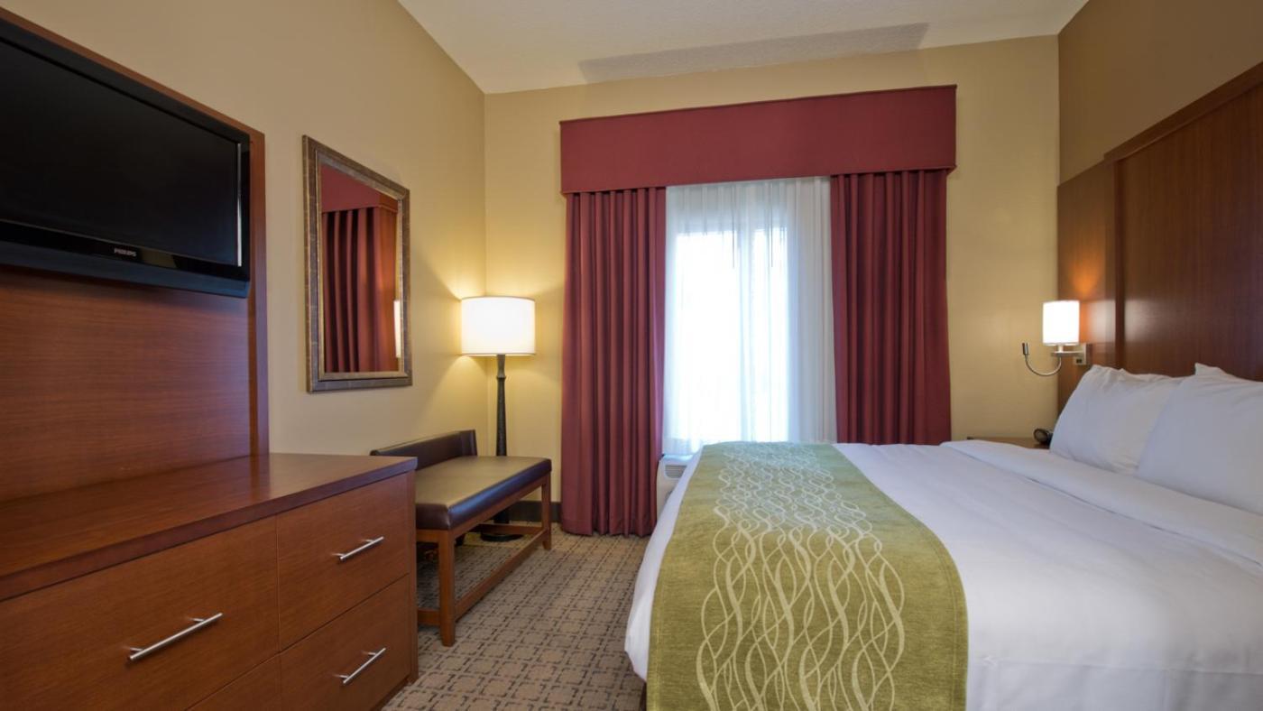 Russell Inn And Suites Старквилл Экстерьер фото